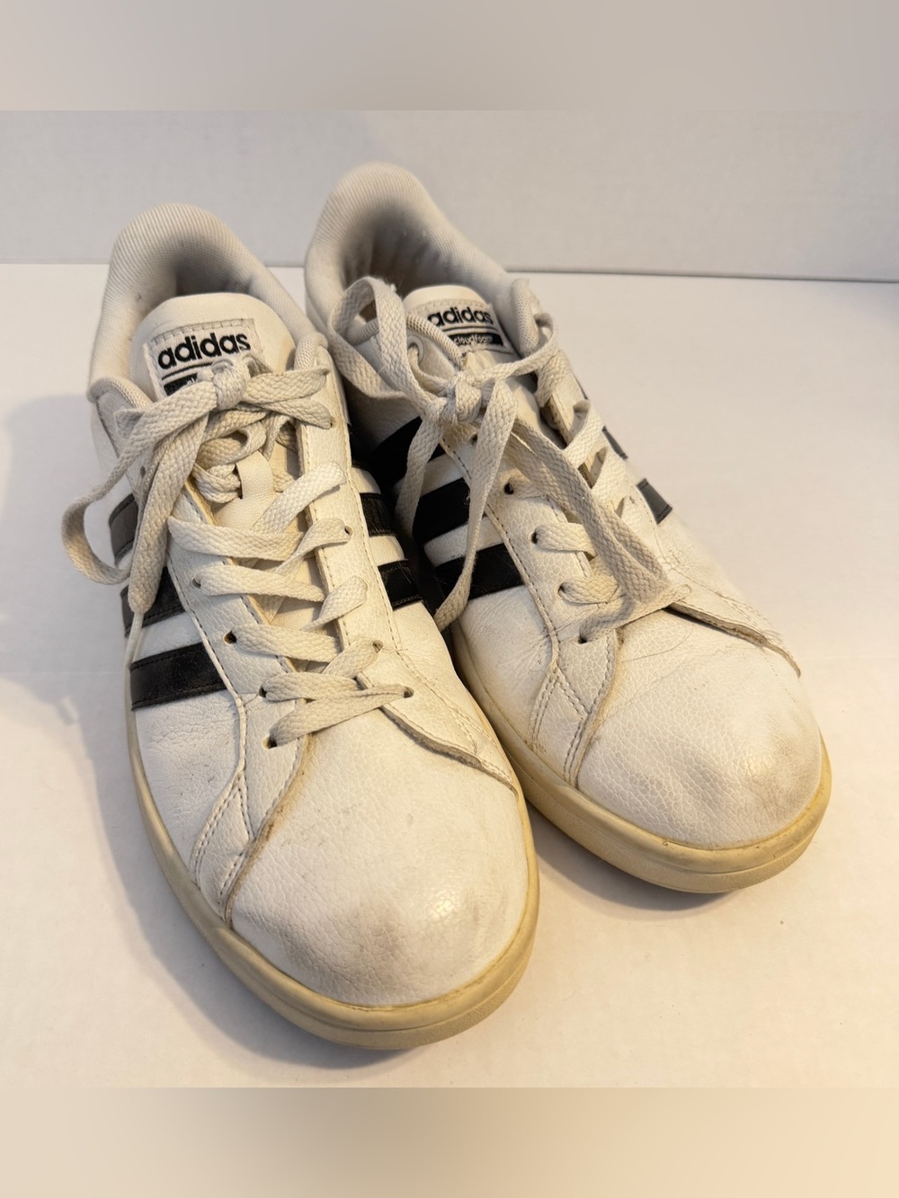 Adidas Neo Cloudfoam Shoes Womens Size 9.5 White Black Stripe Casual Sneaker
